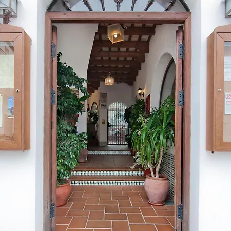 Restaurante Blanco Y Ξενοδοχείο 2*